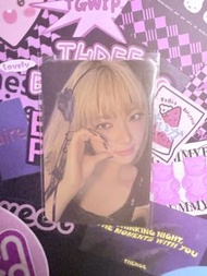 LE SSERAFIM EASY官方小卡