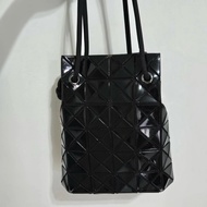 Issey Miyake 三宅一生 BaoBao 水桶包 亮黑色 全新品
