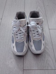 New balance 993