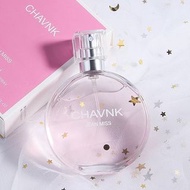 CHAVNK JEAN MISS Pink floral and fruity scent A sweet floral and fruity fragrance with a fresh and d