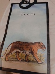 Gucci老虎系列紙袋