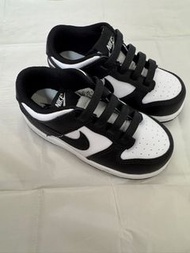 Nike Dunk Low 兒童運動鞋
