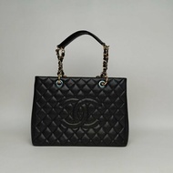 CHANEL GST購物袋小號33黑色荔枝牛皮19開金扣肩背包
