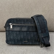 DIOR黑色相機郵差包