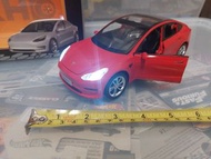 【超大部-Tesla Model 3】《可發聲，著燈》[另有黑色，白色版本可供選擇]全新1：24 紅色仿特斯拉"Model 3"合金模型回力電動玩具跑車 red color Tesla electri