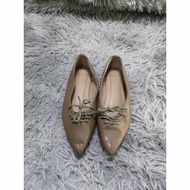 Pointed Toe Glossy Leather lace Flats