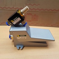 Pedal set 4F 210-08 and QE-02 pneumatic quick release valve