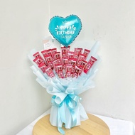 Kitkat bouquet.FREE BALOON . Gift . Hadiah . Chocolate bouquet. Anniversary gift . Birthday gift . H