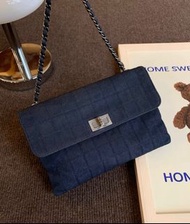 {Sold} Chanel 中古牛仔布冰格腋下袋 | Vintage Chanel Denim Bag | 二手復古
