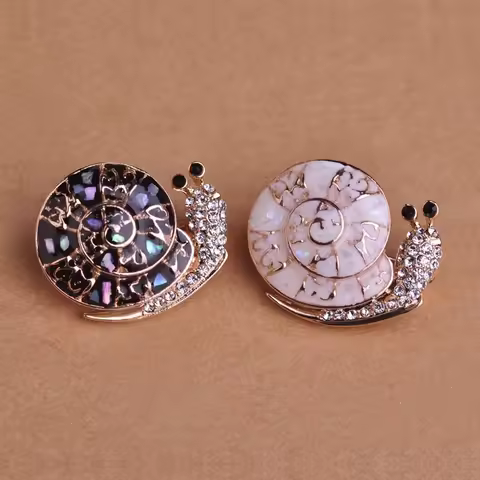 Enamel Abalone Shell Snail Brooch Corsage Women Men Suit Accessories Pins