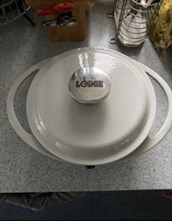 Lodge 琺瑯鑄鐵荷蘭鍋 （盒已掉）