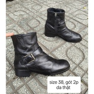 SI BOOTS SIZE 38