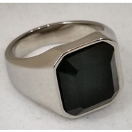 Men's Stainless Steel Ring With Black Agate Stone. Cincin Steel Dengan Batu Agate Hitam.
