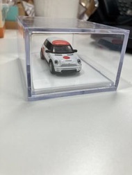 YatMing 製作的 MINI COOPER S 日本收藏家特別版(Japan Collector's Edition) 1:72 模型車