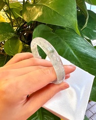 SOLD 冰玻種 天然翡翠 緬甸 A玉 玉鐲 • 玻璃種花青貴妃鐲