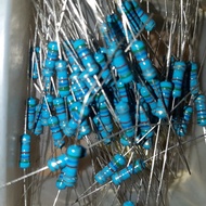 RESISTOR 560 OHM half watt