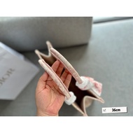 H I G Q U A L T Y Boxless 
 S i z e: 3 6 * 2 8c m D Home t o Shopping Bag C B