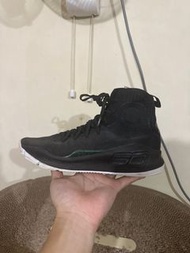 Curry 4 US9.5