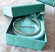 💜TIFFANY & CO.蒂芙尼 1837系列字母刻印開口可調節手鐲 925銀 情侶閨蜜同款 香港順豐包郵 生日/情人節/送禮首選