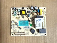 บอร์ดตู้เย็น ELECTROLUX ป้ายสีฟ้า ERF1500 BASIC Part No. 811944101 (เเท้ มือ2)