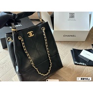 [1: 1 LOGO Correct ] Fragrant Grandma Female Bag Xiaoxiangjia 25A New Style Cowhide Tote Bag Vertica