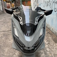 ชิวหน้าPCX160 ทรงFZ ดีไซน์ใหม่ เท่กว่าใคร (แถมกระจกฟรี)(ชิวแต่งแบบ2ชั้นฐานดำ สกีนHonda) ปี2021-2024