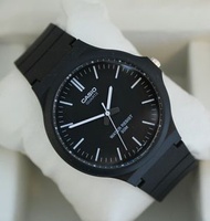 卡西歐 CASIO Vintage MW240 MW-240 MW-240-1 MW-240-1E 手錶 錶 手表 表 電子錶 男裝錶 男裝表 女裝錶 女裝表 情侶錶 情侶表 平行進口貨品