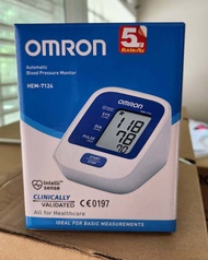 Omron Blood Pressure Monitor เครื่องวัดความดัน รุ่น HEM-7124 (รุ่นใหม่ล่าสุด ของแท้ รับประกันศูนย์ 5 ปี)