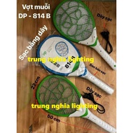 VỢT MUỖI CAO CẤP DP1204 DÙNG BỀN SẠC USB DÙNG PIN SẠC RỜI 18650