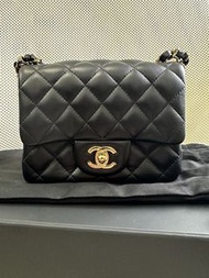 Chanel Mini Classic Flap Bag Black 17cm 方胖子金扣