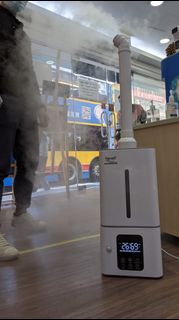 Hanabi 大型霧化機 紅外線功能 經過就自動噴霧 可配合無刺激消毒液使用 。可以空間抗臭、消毒、調整濕度