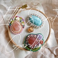 Madagascan Rose Quartz Garden Brooch