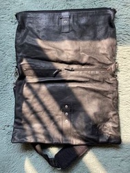 Y3 斜咩皮袋