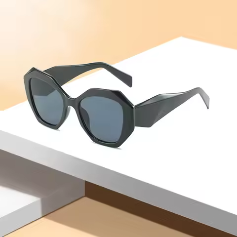 Ladies' Geometric Shaped Glasses, Colored Lenses, Dual Beam Angular Large Size, Fashionable Decorati