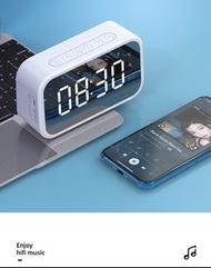無線藍牙音箱鏡面時鐘鬧鐘迷你便攜插卡收音機小音響Wireless bluetooth speaker mirror clock alarm clock mini portable card radio small stereo