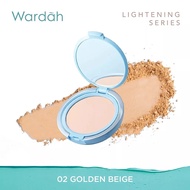 Wardah Lightening Two Way Cake Light Feel Powder 02 Golden Beige