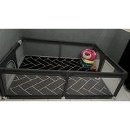 (SELLING) Playpen Baby Fence Children's Play Pool 150 x 200 cm