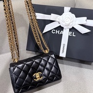 Chanel 24a迷你鏈條口蓋包