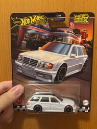 Hot Wheels Boulevard Mercedes-Benz E 36 AMG 風火輪車仔