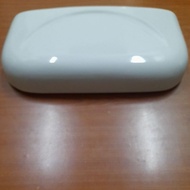 d'bathnor  GBH Johnson Potex Asher Orin Akron Econax Ezyflik Aimer cistern wc lid (no brand).