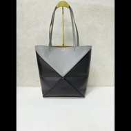 Loewe tote medium