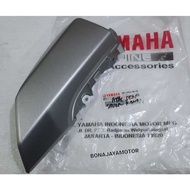 BODY/COVER FRONT RIGHT TURN LIGHT NMAX OLD SILVER 2DP-F835V-00-P0