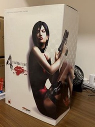 Hot Toys Resident Evil 4 Ada Wong 1/6 Figure