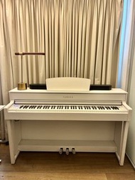 Yamaha Clavinova CLP-635 White Digital Piano