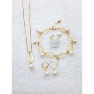S39 SET OF LOMBOK FRESHWATER PEARL JEWELRY