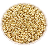 Mote Manik manik Pasir warna gold dan silver ukuran 8/o berat 10gr