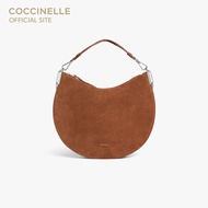 COCCINELLE กระเป๋าโฮโบผู้หญิง รุ่น SUNUP HOBO BAG 130101 สี COGNAC