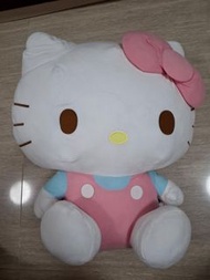 Hello Kitty 大公仔