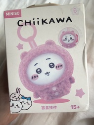 Chiikawa 睡衣換臉盲盒掛件（粉紅色）