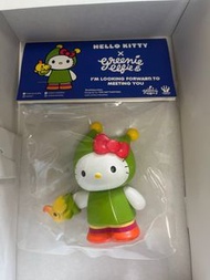 Unbox greenie x hello kitty